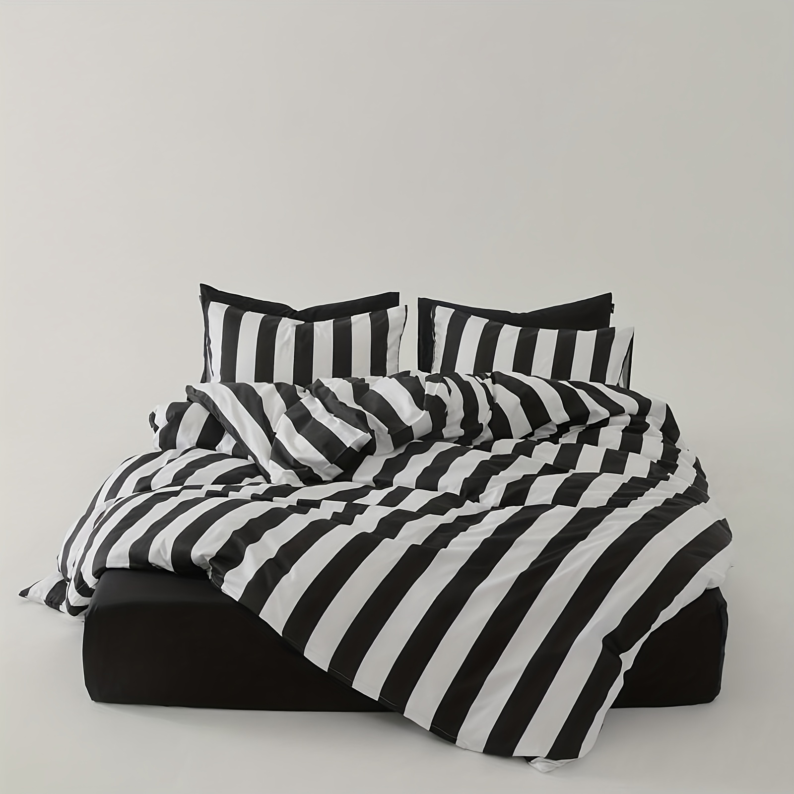 Black and White Striped Minima - đánh giá và giá Duvet Insert White